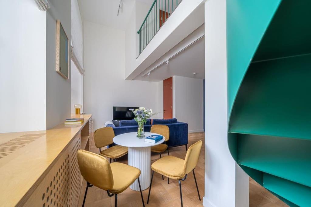 Designer Loft In The City Center Apartment Riga Luaran gambar