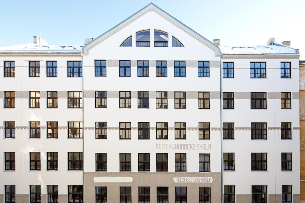 Designer Loft In The City Center Apartment Riga Luaran gambar