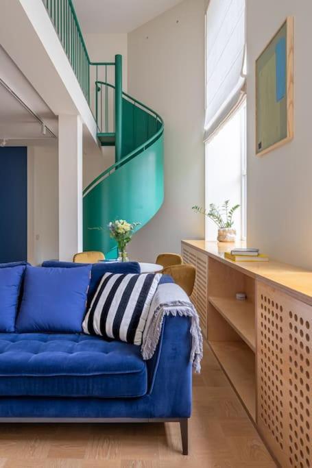 Designer Loft In The City Center Apartment Riga Luaran gambar